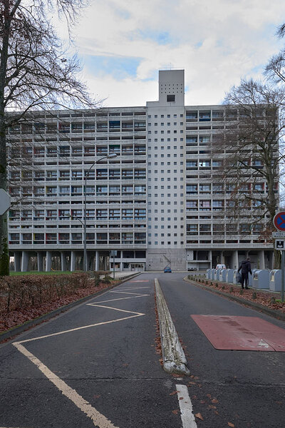 La cité radieuse de Briey : passage