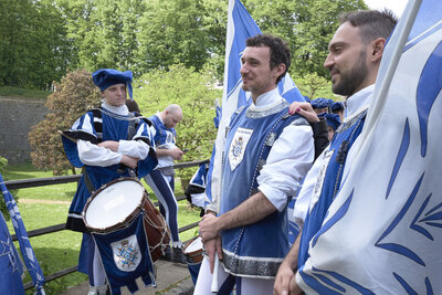 La troupe de lanceurs de drapeaux d'Émilie-Romagne